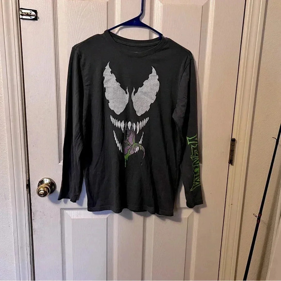 Spiderman Shirt Kids Size XXL Gray Venom Glow in the Dark Tee Boys EUC - Picture 1 of 4